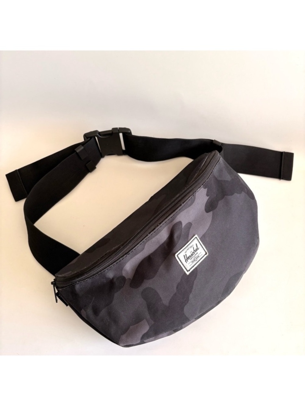 Herschel Supply Co. Hip Pack